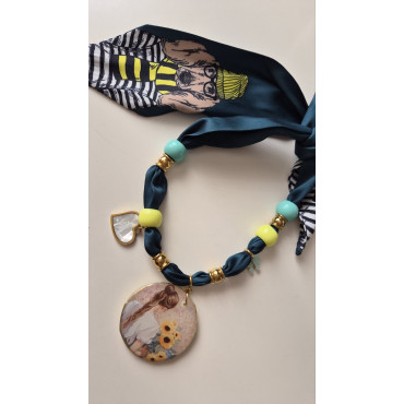 Колие Шал Райрано Куче/Момиче със Слънчогледи