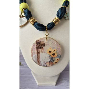 Колие Шал Райрано Куче/Момиче със Слънчогледи