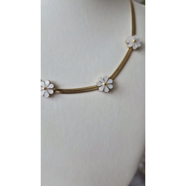 Necklace Flower Garden in Pearls