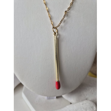 Колие Това Момиче е Огън