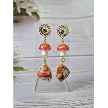 Обеци Лисици в Гората