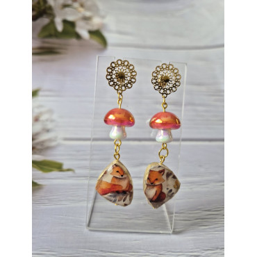 Обеци Лисици в Гората